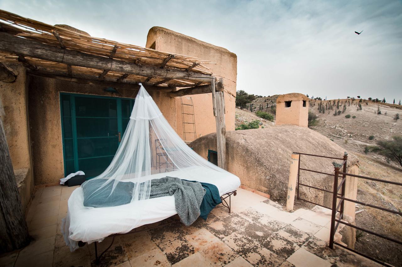 Bed and Breakfast Beit Al Fannan à Tabaqat Fahl Extérieur photo